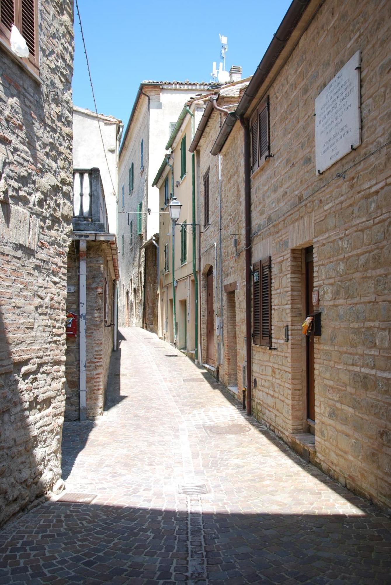 Relais Del Borgo Hotel & Spa 4 Stelle Staffolo Room photo