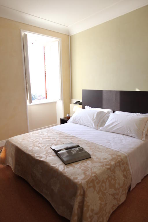Relais Del Borgo Hotel & Spa 4 Stelle Staffolo Room photo