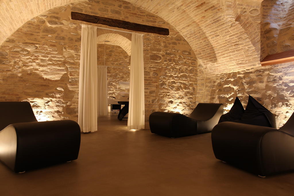 Relais Del Borgo Hotel & Spa 4 Stelle Staffolo Exterior photo
