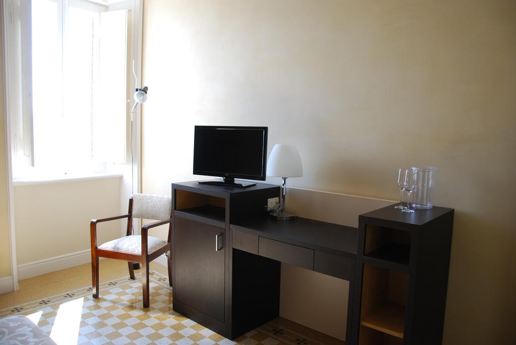 Relais Del Borgo Hotel & Spa 4 Stelle Staffolo Room photo